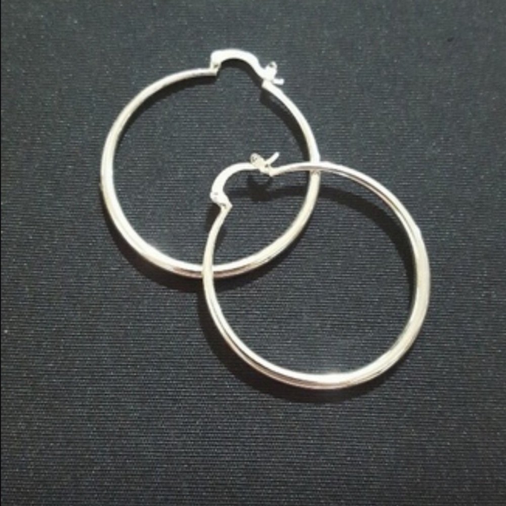 π₯HPπ₯ NWT Sterling Silver Hoop Earrings - Picture 2 of 2